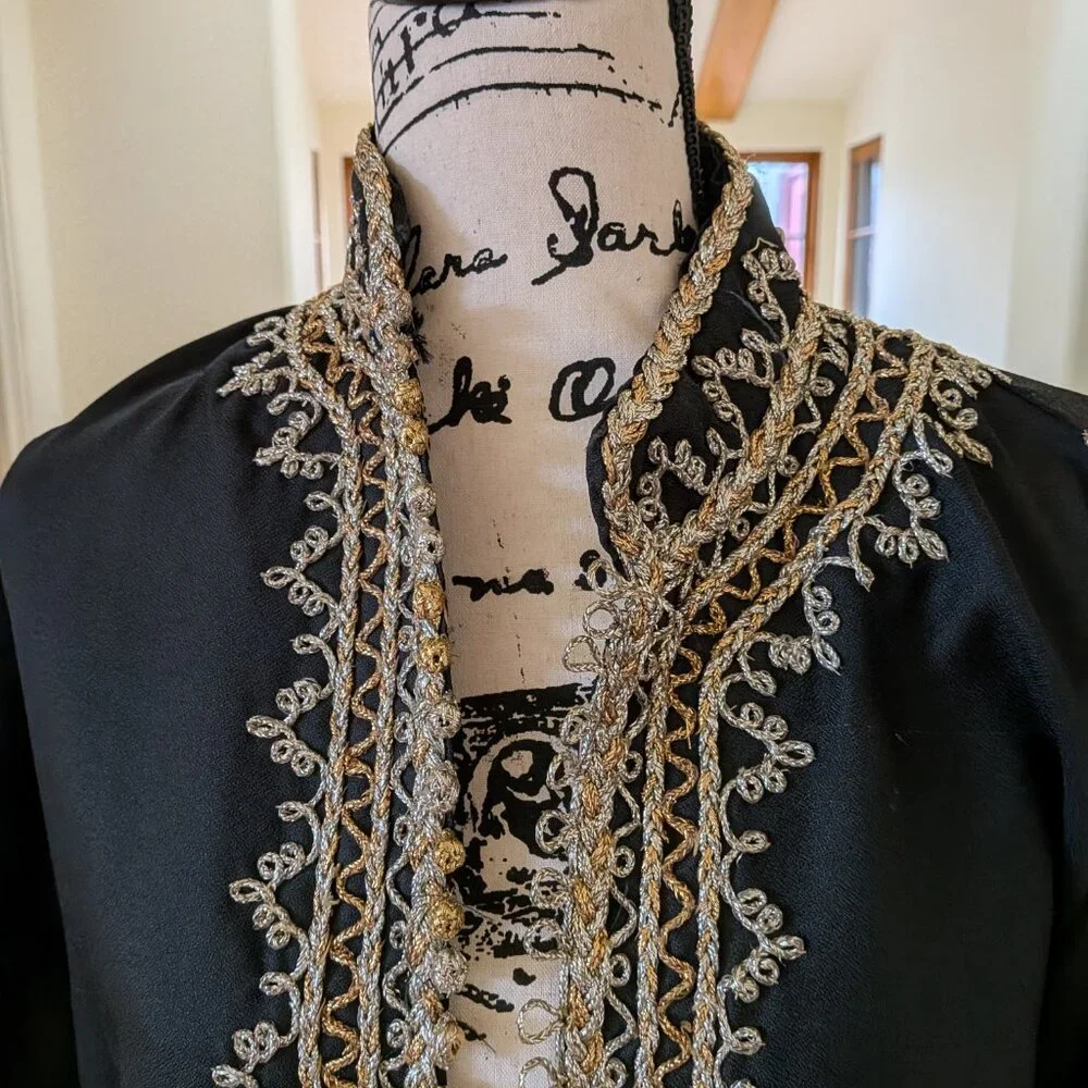 Stunning Elegant Egyptian Dress/ Coat with Ornate Gold & Silver Embellishment - Picture 3 of 9